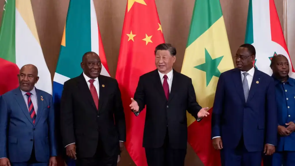 Estudo revela que a África começa a pagar mais à China do que recebe em novos empréstimos.