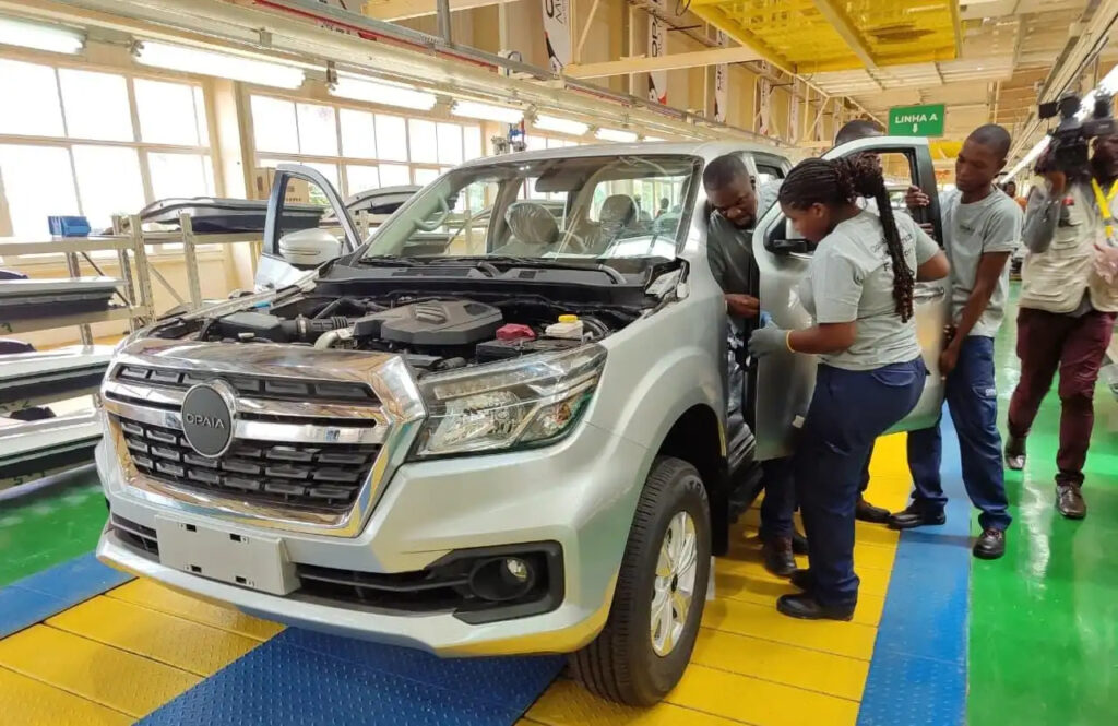 Nova unidade industrial prevê montagem de 22 mil veículos por ano em Angola