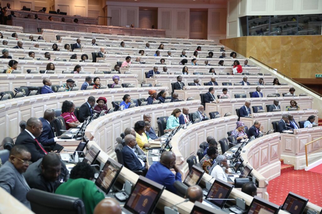 Deputados mudam de comissões após aprovação de nova movimentação parlamentar